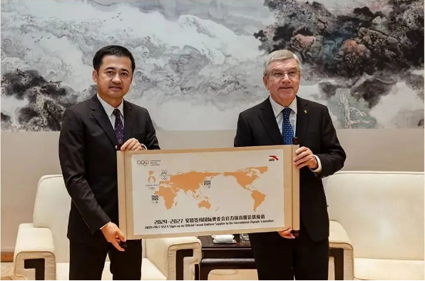 安踏成為國（guó）際（jì）奧委會四年官方體育服裝供應商