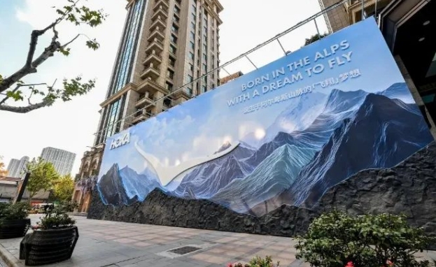 跑鞋品牌創始人（rén）說中（zhōng）國市場（chǎng）巨大，在（zài）上海（hǎi）開出全球最大店