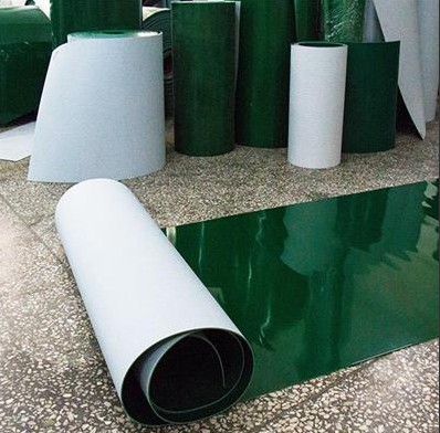 pvc輸送帶和阻燃輸送帶有（yǒu）什麽區（qū）別?